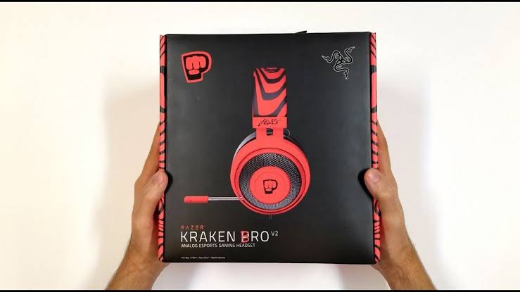 how much does pewdiepie make per video