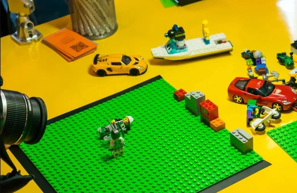 lego stop motion