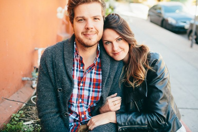 ai photo editing prompt for couple-shoulder lean