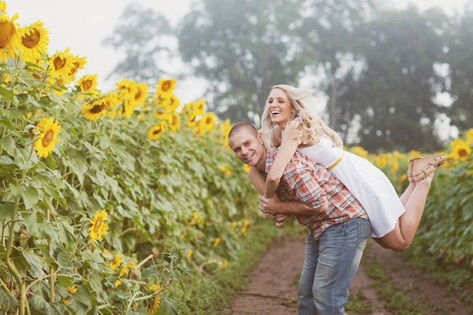 ai photo editing prompt for couple-the piggyback ride