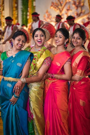 dhak players at puja
