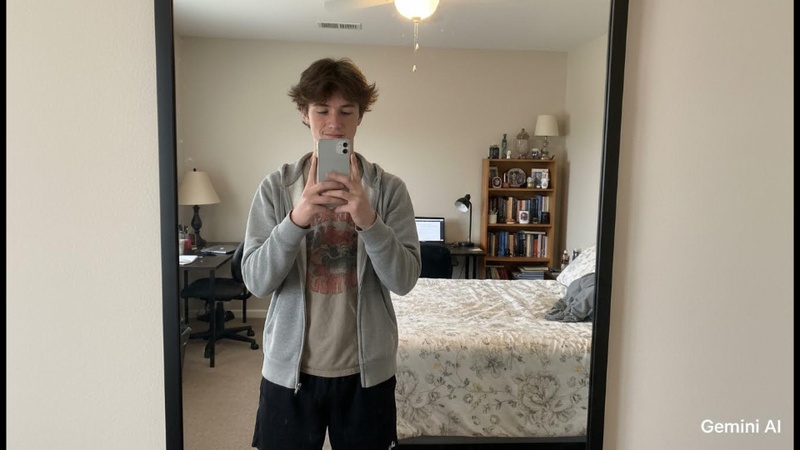 Iphone Selfie Camera Zoomed In